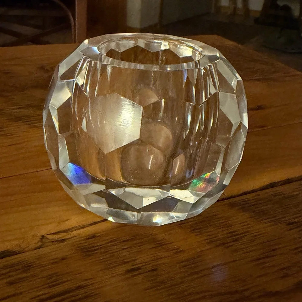 Beautiful Vintage Faceted Crystal Candle Holder - Picture 4 of 8